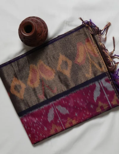 Purple and Pink Dual-Tone Saree - Image 2