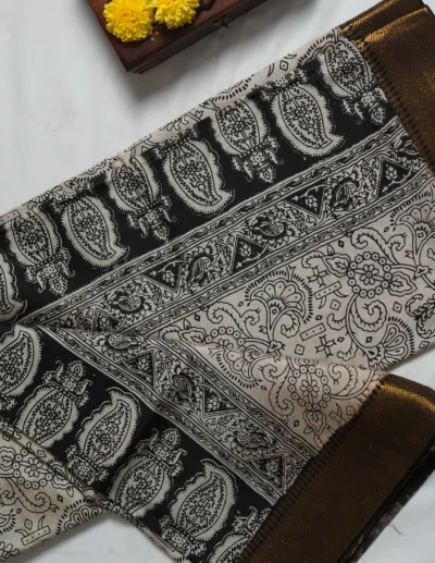 Classic Monochrome Traditional Saree - Image 4